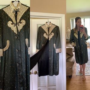 Vintage kimono style jacket (DRY CLEANED)